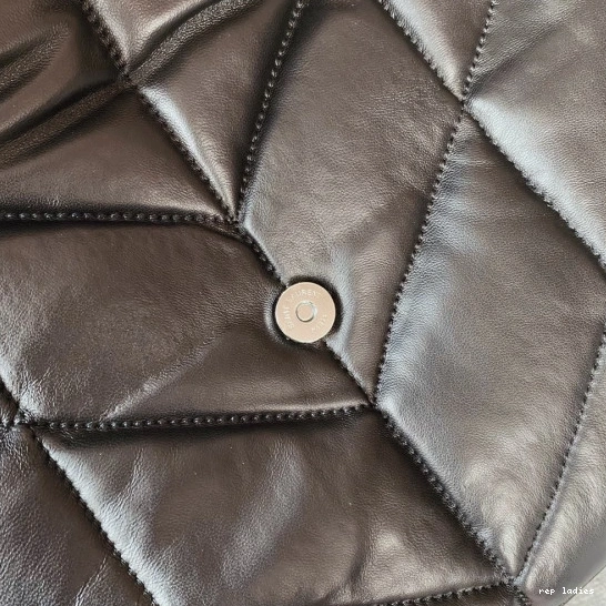 Rep ladies REP CHAIN BAG YSL PUFFER MEDIUM 0807
